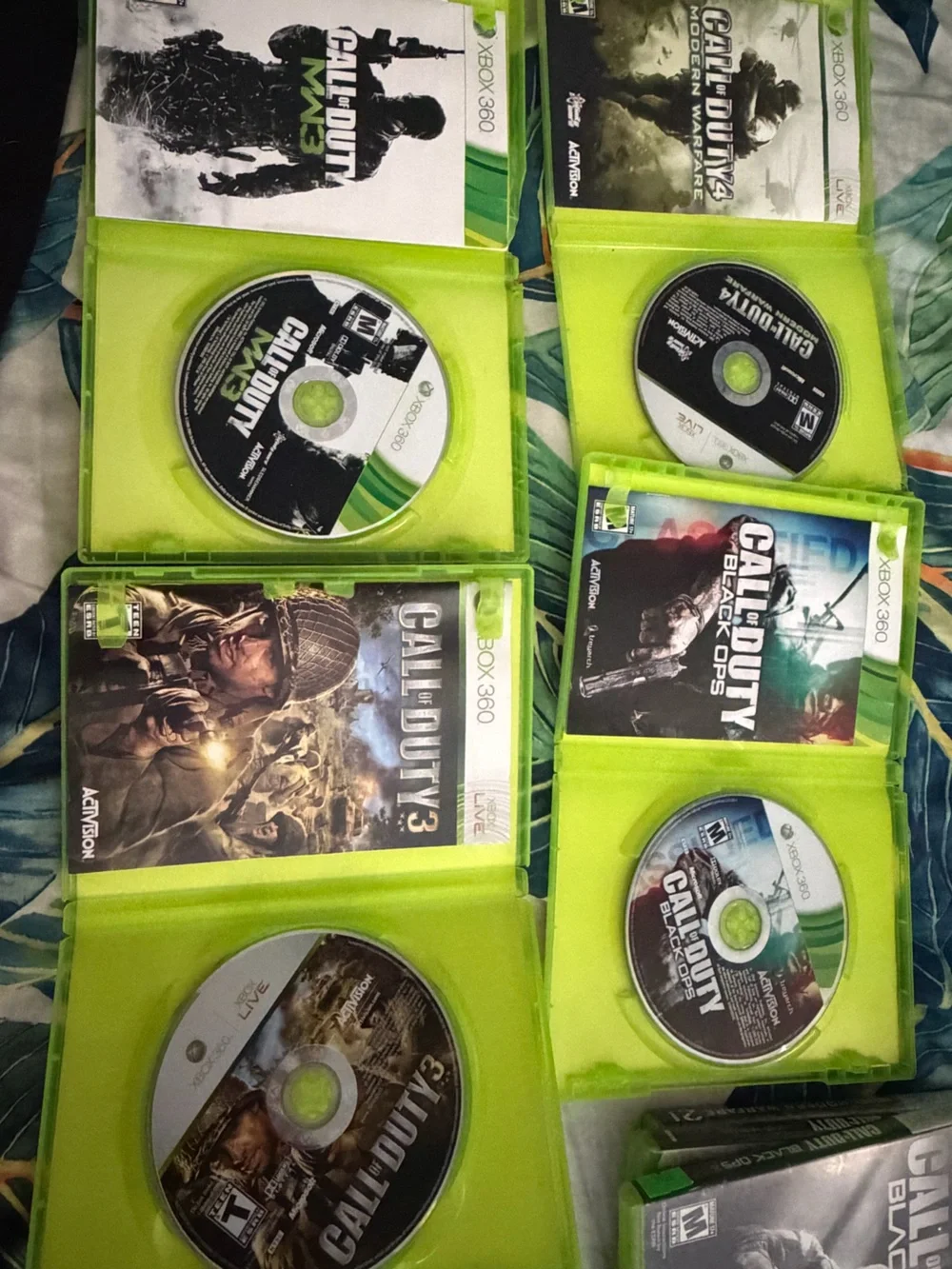 Vintage Call of Duty Xbox 360 Game Bundle – 7 Games